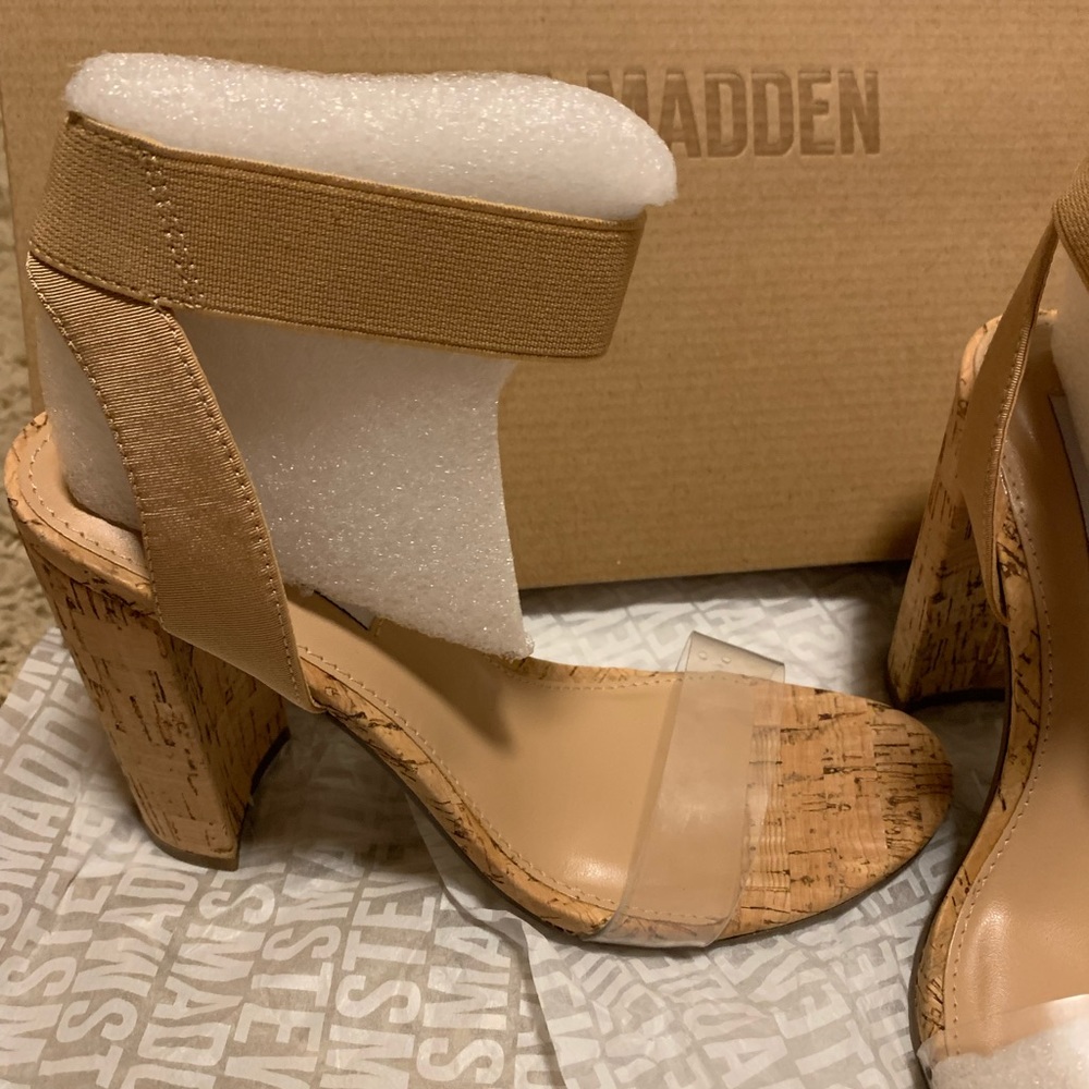Steve Madden Contest Natural (Clear) 7.5